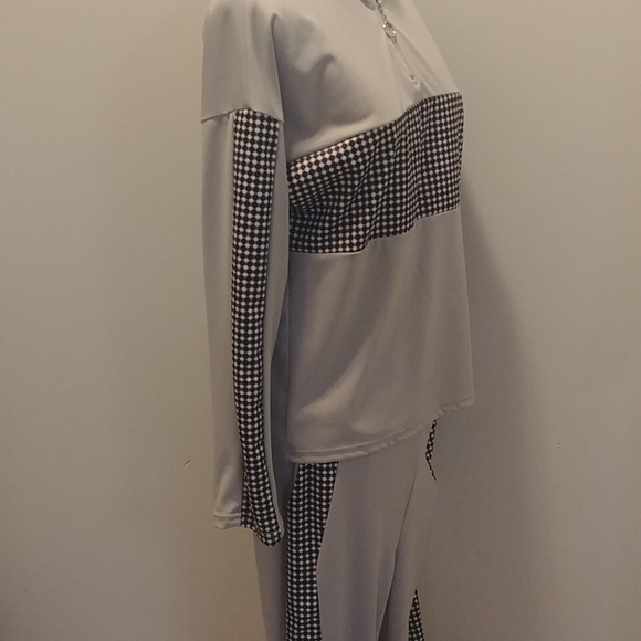 CBR Workout Jumpsuit Set Size Med - Picture 3 of 16